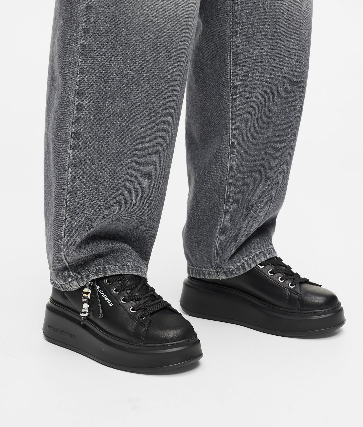 Anakapri Ikon charm sneakers