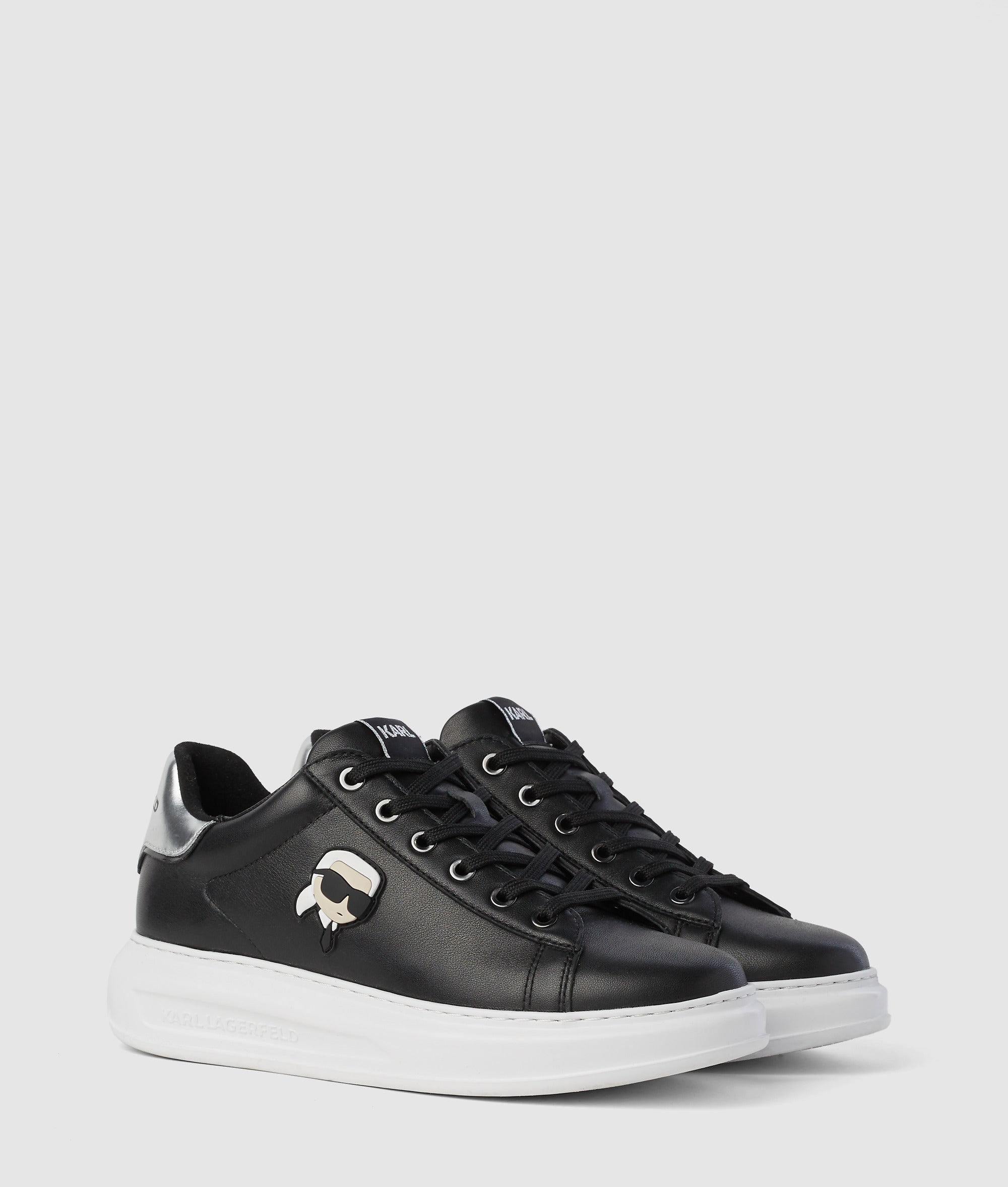 Ikon NFT Kapri sneakers