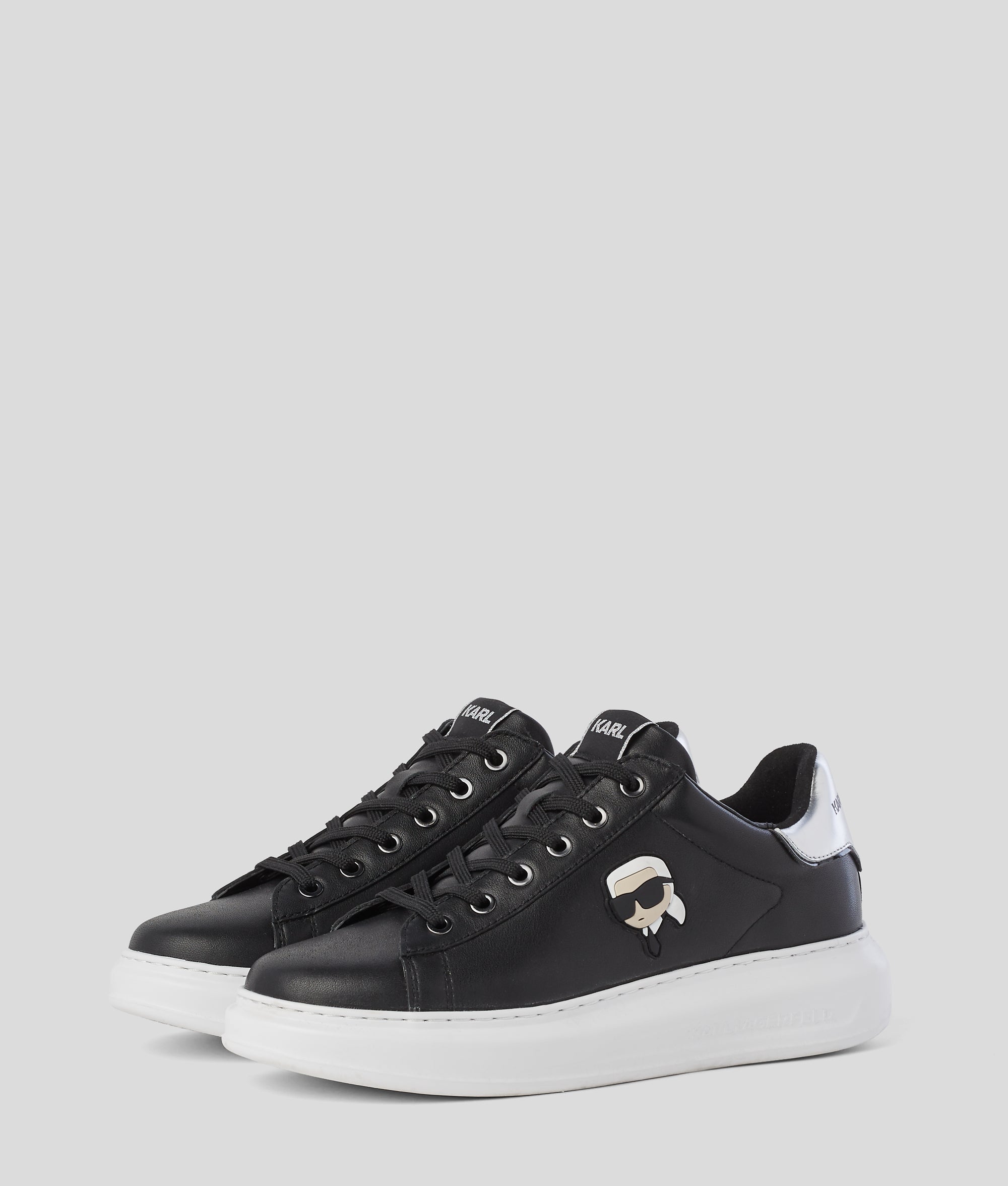 Ikon NFT Kapri sneakers