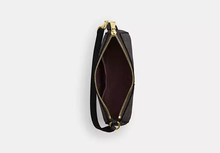 Nolita 19 In Signature Canvas